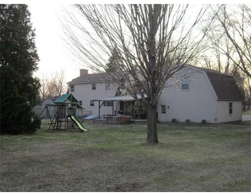 75 River Dr, Hadley, MA 01035 photo 18