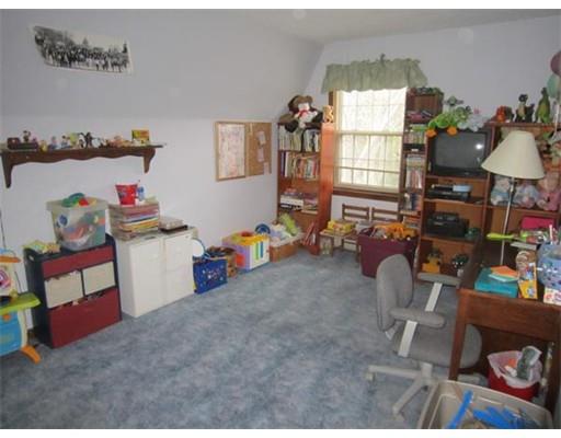 75 River Dr, Hadley, MA 01035 photo 12