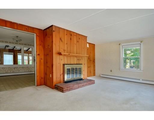 4 Taft St, Ayer, MA 01432 photo 5