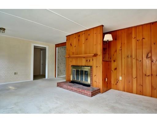 4 Taft St, Ayer, MA 01432 photo 3