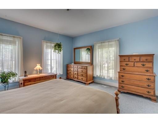 8 Cedar Ave, Stoneham, MA 02180 photo 24