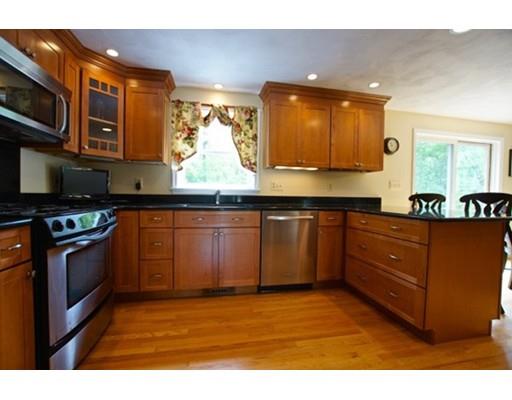 16 True Ln, Georgetown, MA 01833 photo 5