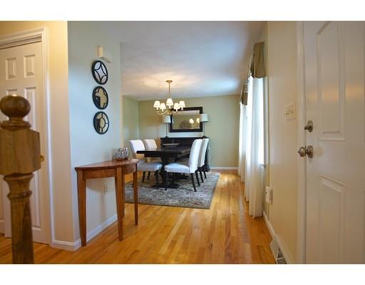 16 True Ln, Georgetown, MA 01833 photo 3