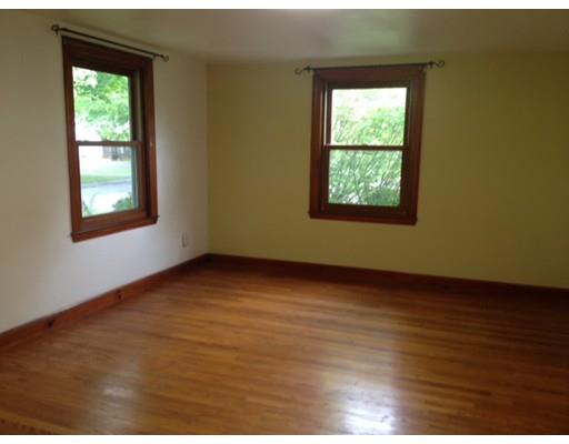 27 Eastern Ave, South Deerfield, MA 01373 photo 7