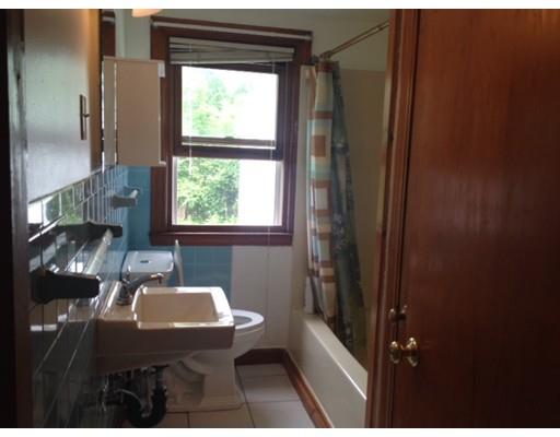 27 Eastern Ave, South Deerfield, MA 01373 photo 10