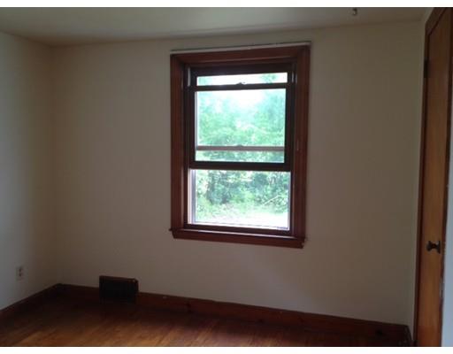27 Eastern Ave, South Deerfield, MA 01373 photo 12