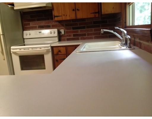 27 Eastern Ave, South Deerfield, MA 01373 photo 9