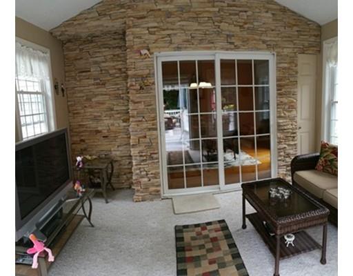 128 Devon Ter, Westfield, MA 01085 photo 6