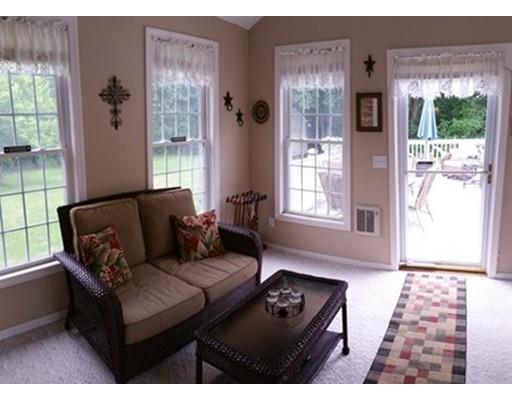 128 Devon Ter, Westfield, MA 01085 photo 7