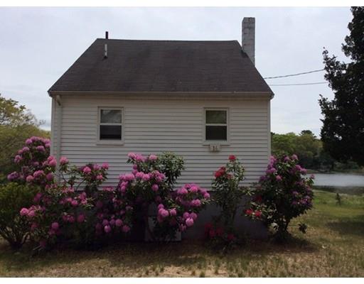 24 Larch St, Wareham, MA 02571 photo 3
