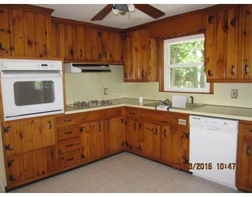 29 Hilton Ave, Worcester, MA 01604 photo 2