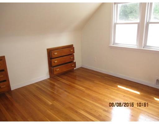 29 Hilton Ave, Worcester, MA 01604 photo 8