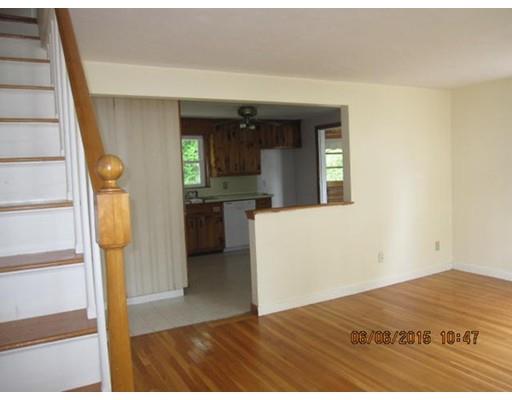 29 Hilton Ave, Worcester, MA 01604 photo 3