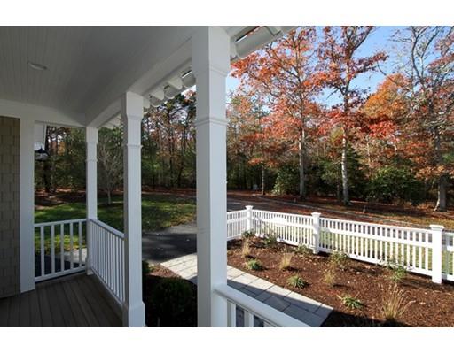 14 Cross Rd, Mashpee, MA 02649 photo 4