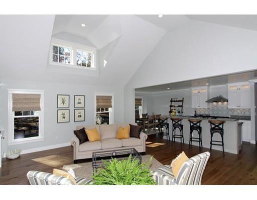 14 Cross Rd, Mashpee, MA 02649 photo 8