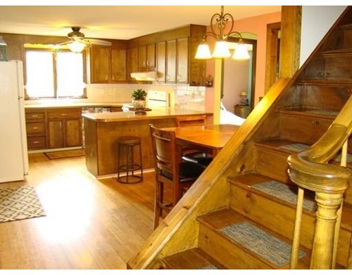 554 E Mountain Rd, Westfield, MA 01085 photo 5