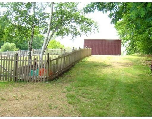 554 E Mountain Rd, Westfield, MA 01085 photo 4