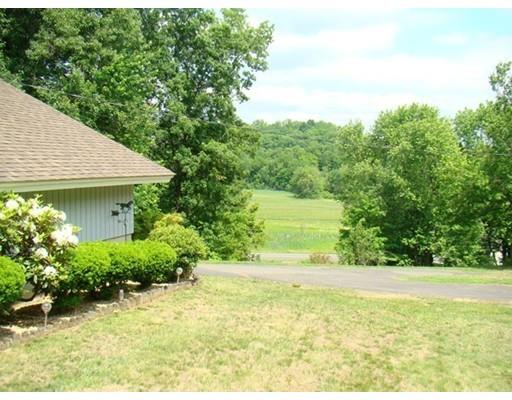 554 E Mountain Rd, Westfield, MA 01085 photo 25