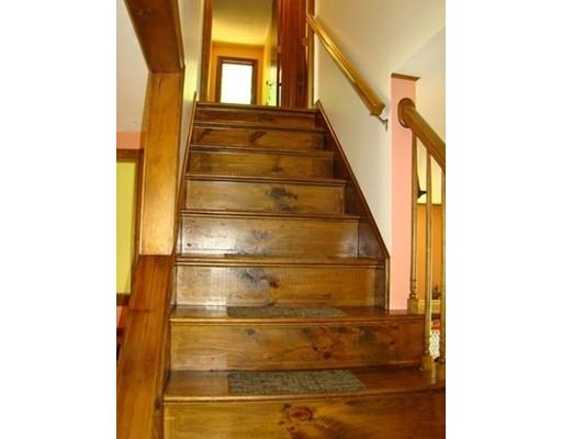 554 E Mountain Rd, Westfield, MA 01085 photo 17