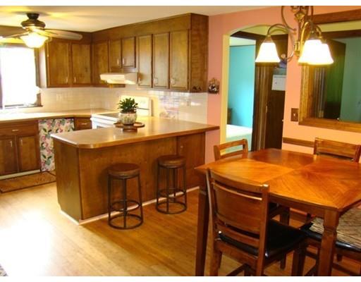 554 E Mountain Rd, Westfield, MA 01085 photo 6