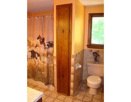 554 E Mountain Rd, Westfield, MA 01085 photo 18