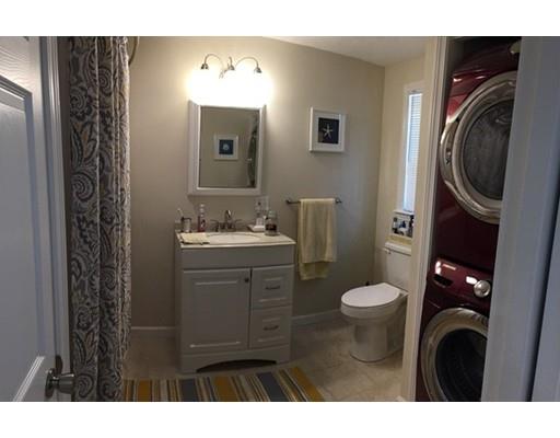 6 Colrain St, Worcester, MA 01603 photo 7