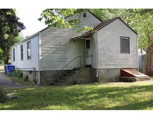 14 Brooks St, Springfield, MA 01109 photo 2