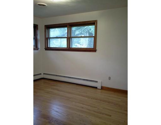 13 Brouillard Dr, Chicopee, MA 01013 photo 11