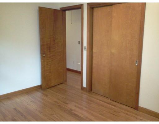 13 Brouillard Dr, Chicopee, MA 01013 photo 12