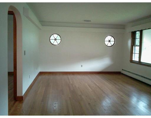 13 Brouillard Dr, Chicopee, MA 01013 photo 8