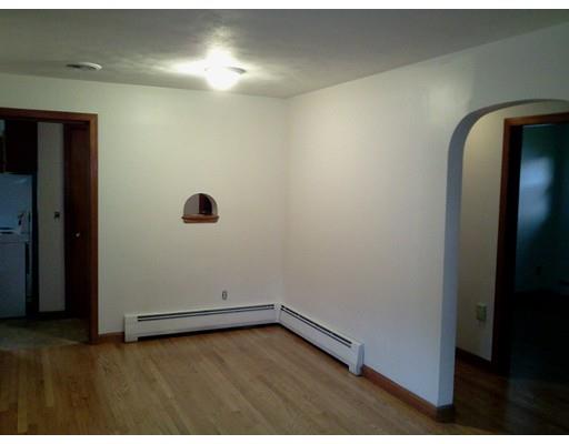 13 Brouillard Dr, Chicopee, MA 01013 photo 4