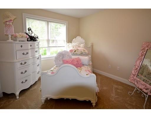 5 Brittany Dr, Wareham, MA 02571 photo 9
