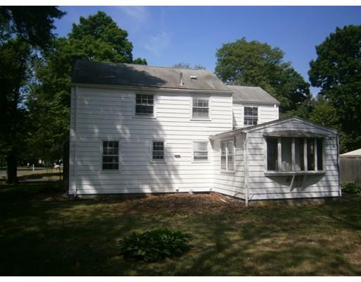 81 Donbray Rd, Springfield, MA 01119 photo 9