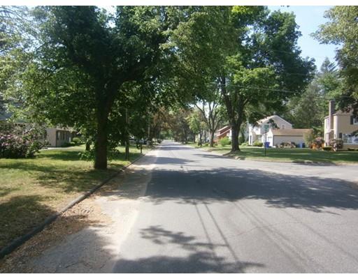 81 Donbray Rd, Springfield, MA 01119 photo 10