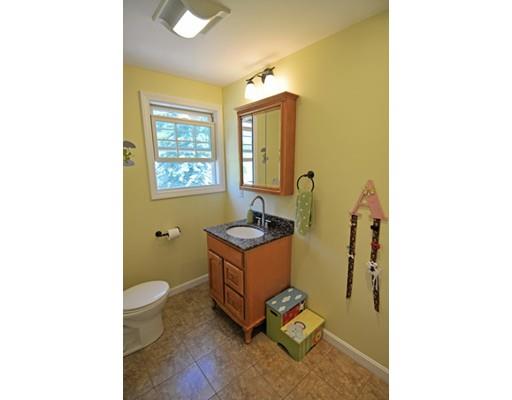 113 North St, Danvers, MA 01923 photo 15