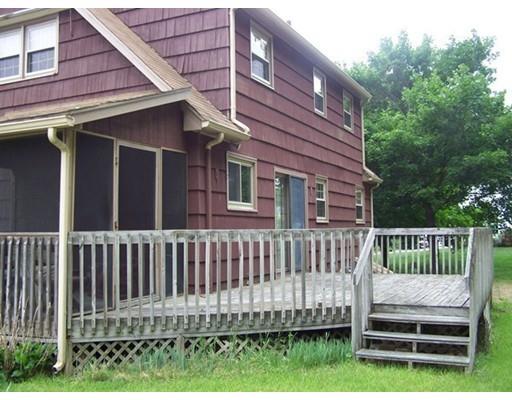 2 Wayne Ct, Holyoke, MA 01040 photo 17