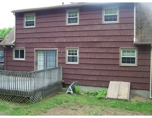 2 Wayne Ct, Holyoke, MA 01040 photo 16