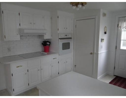 11 Harvard Ave, Saugus, MA 01906 photo 5