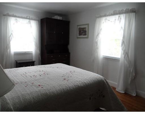 11 Harvard Ave, Saugus, MA 01906 photo 12