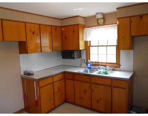 33 W Canton Cir, Springfield, MA 01104 photo 4