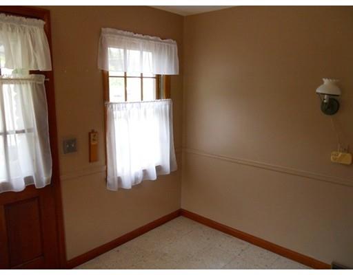 33 W Canton Cir, Springfield, MA 01104 photo 7