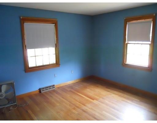 33 W Canton Cir, Springfield, MA 01104 photo 14