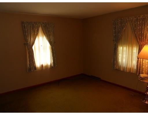 33 W Canton Cir, Springfield, MA 01104 photo 10