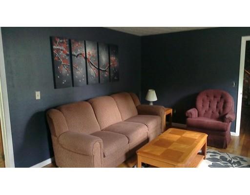 50 Greaney St, Springfield, MA 01104 photo 9