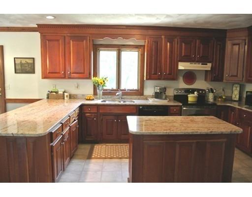 650 Pleasant St, Dunstable, MA 01827 photo 10