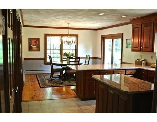 650 Pleasant St, Dunstable, MA 01827 photo 14