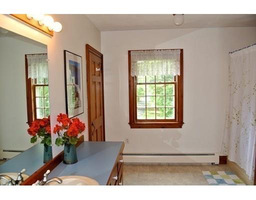 650 Pleasant St, Dunstable, MA 01827 photo 24