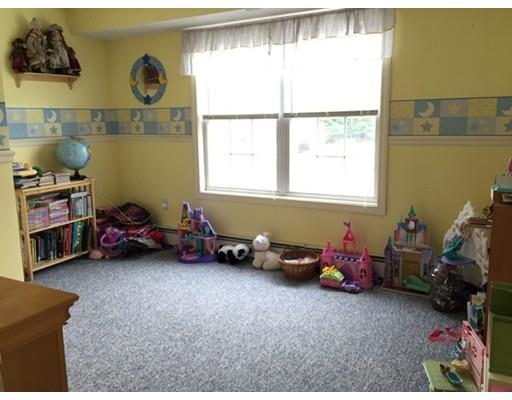 11 Eastview Dr, Worcester, MA 01602 photo 13