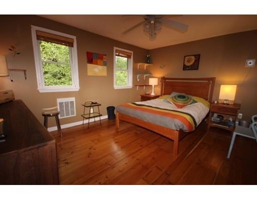 28 Keyes St, Northampton, MA 01062 photo 16