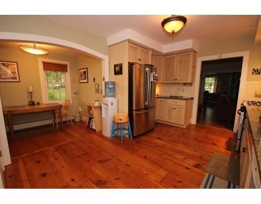 28 Keyes St, Northampton, MA 01062 photo 6